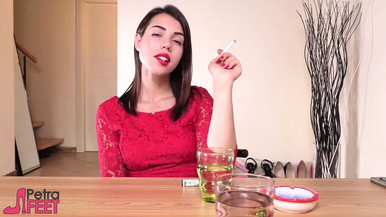 Brunette Vixen Teases Her Man on a Date Using the Soles of Her Feet and Heels