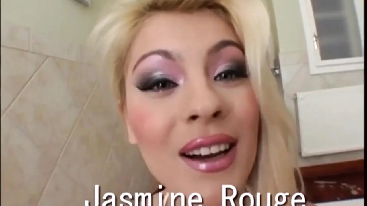 Hot and Sexy Jasmine Rouge