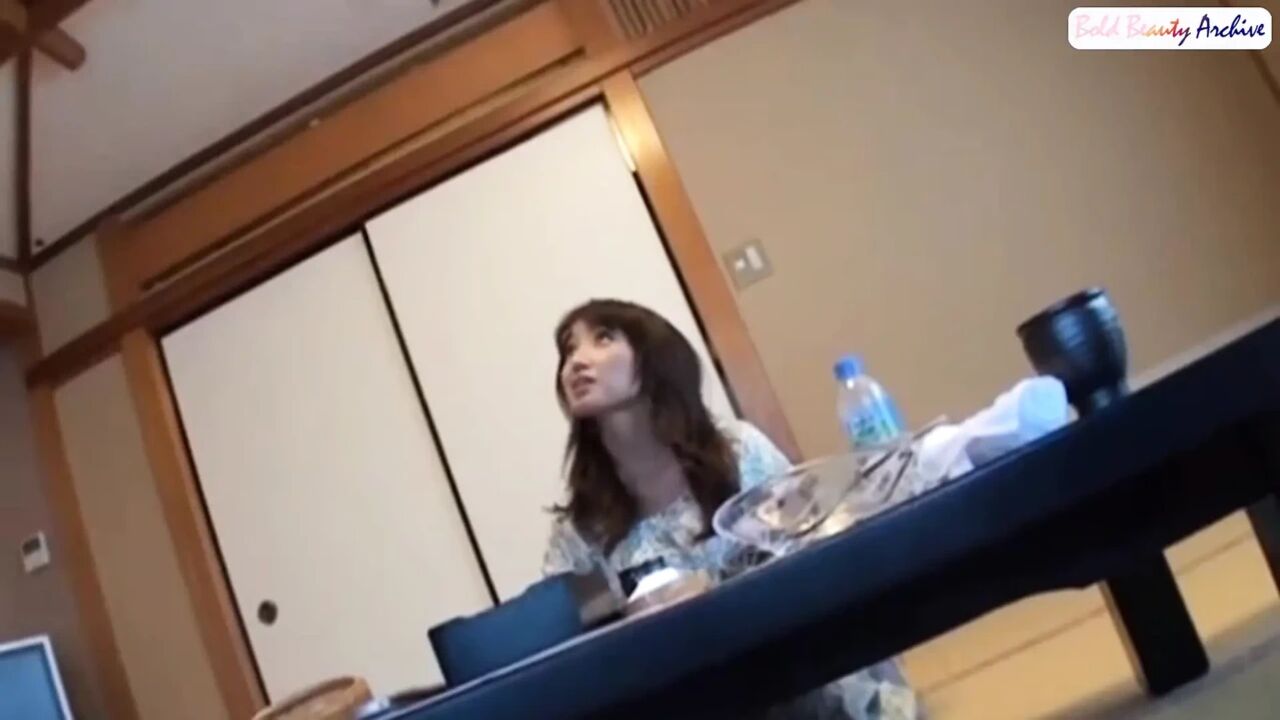 Asian Angel 27910