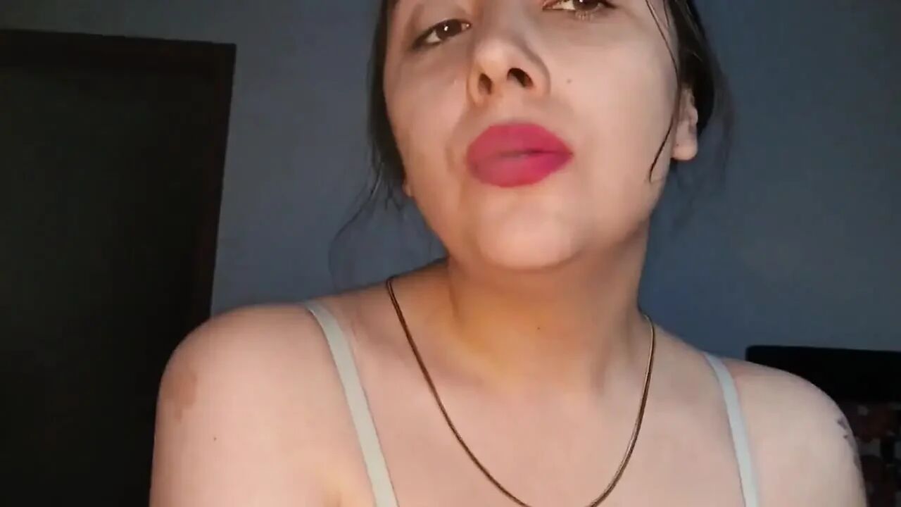 Sensual Smoking - Full HD 1080p Mp4