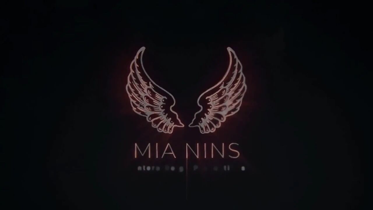 Brazilian Amateur Latina "mianins" Double Penetrated and Used as Cum Whore by Two Big Cocks Alfas