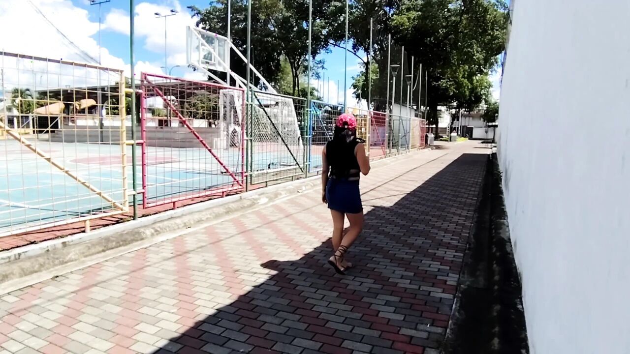 Park Hookup: Busty Latina’s Secret Affair with Athletic Stranger