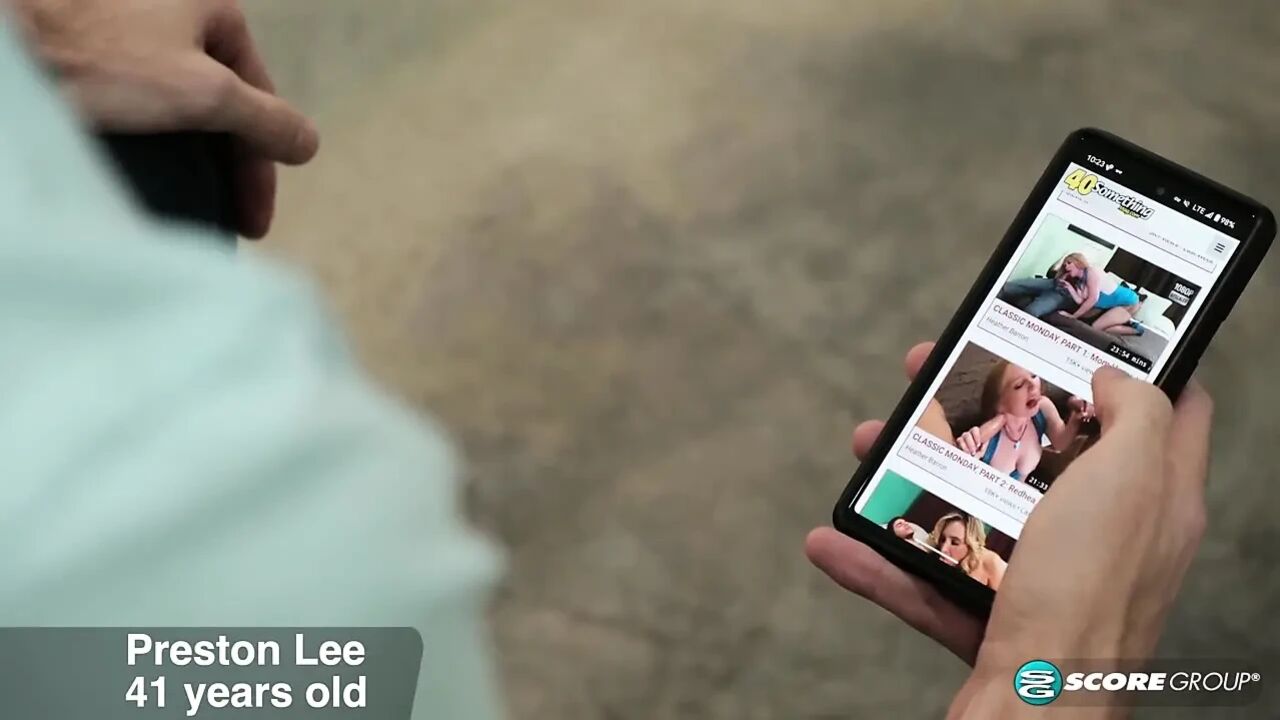 Busty, bootylicious Preston Lee, 41, gives a porn-watching