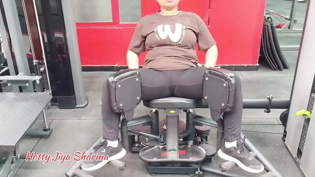 Indian Gym Teacher prefer not only Exercise but also Hardcore Sex.