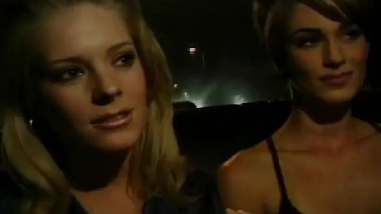 Beautiful Classic Dolls Having Lesbo Fun in the Backseat of a Cab