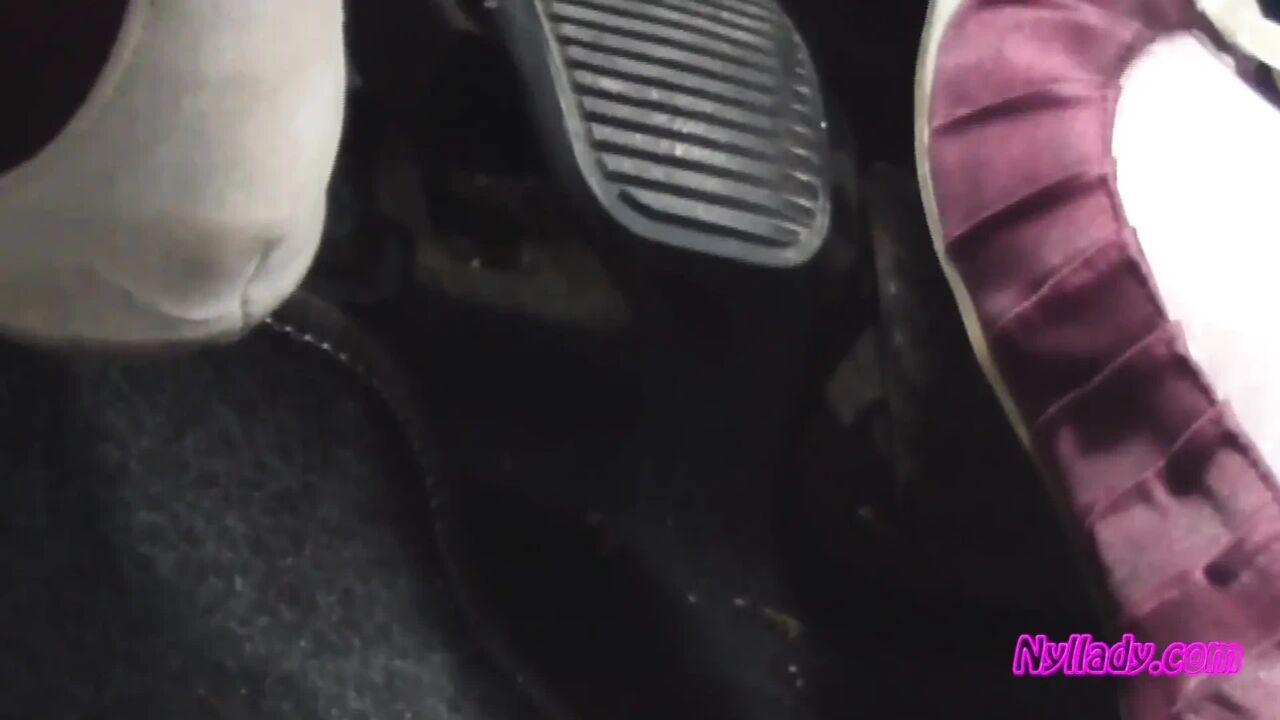 Nyllady Driving in Flats and Changes Her Hosed Feet in Sandals