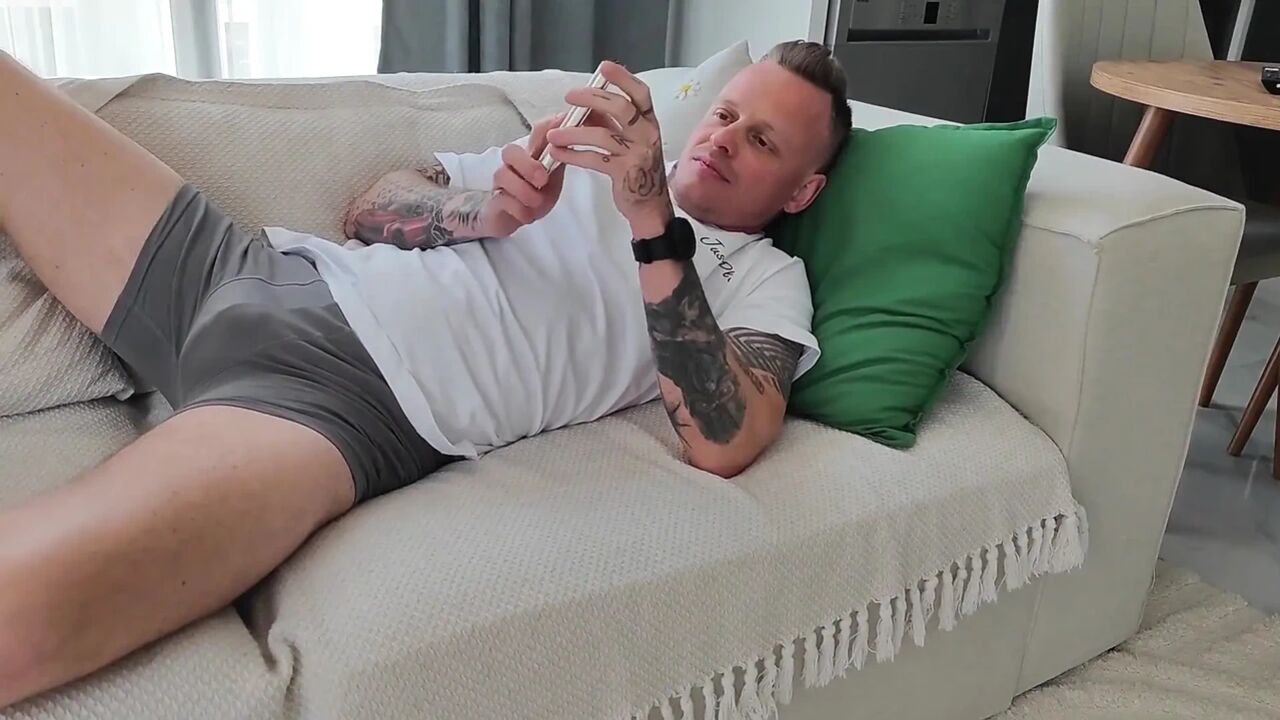 My Stepsister Caught Me Jerking off and Helped Me Cum!