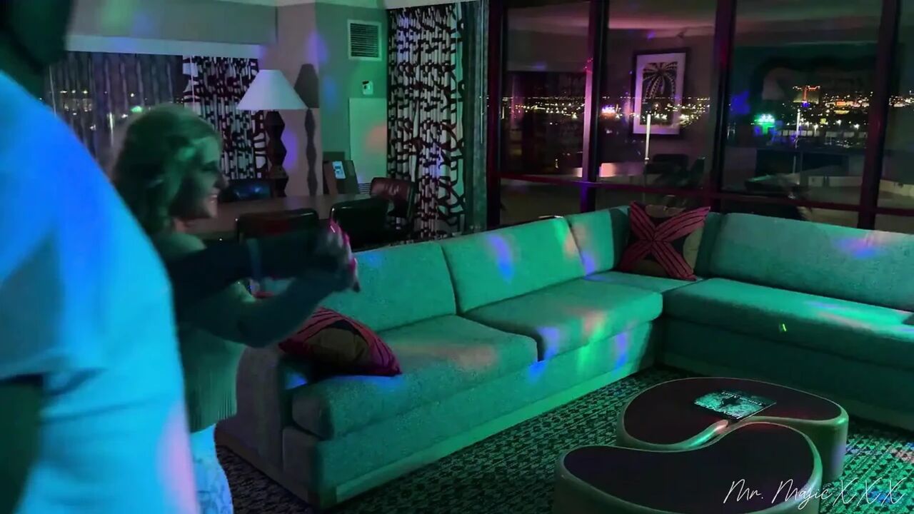 Bridgette Daniels Takes Mr Majic in All Her Holes in Las Vegas