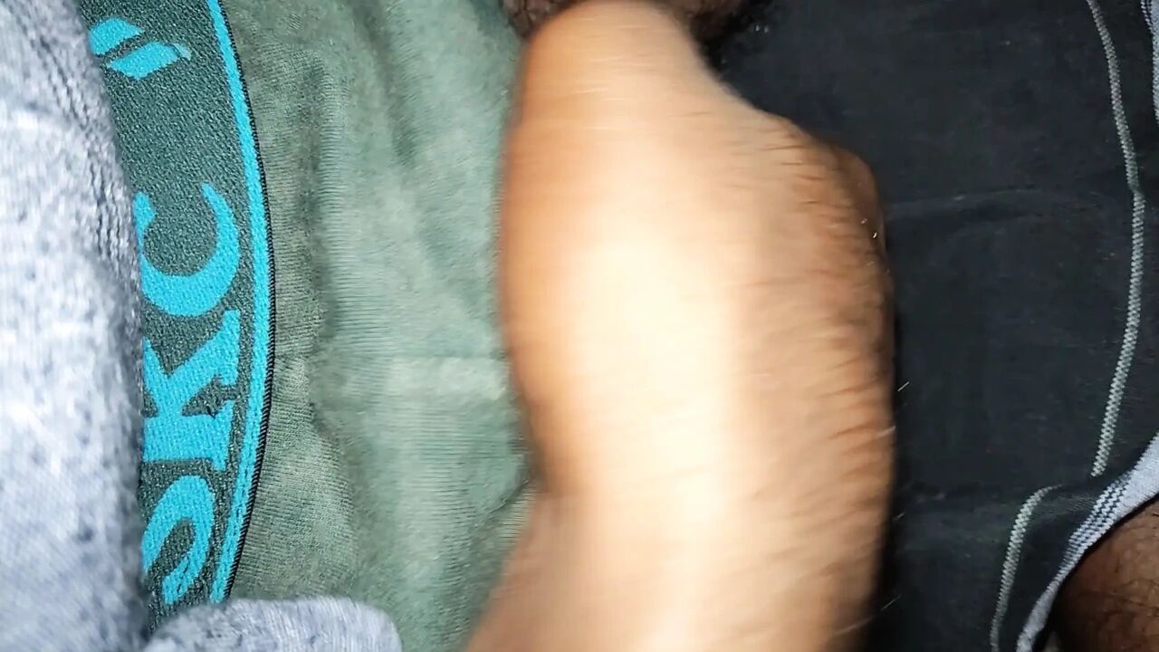 Tamil desi boy Lund deka cum wala in secretly new Tamil boy' in room new boy in desi boy Lund wala cum wala took out cum