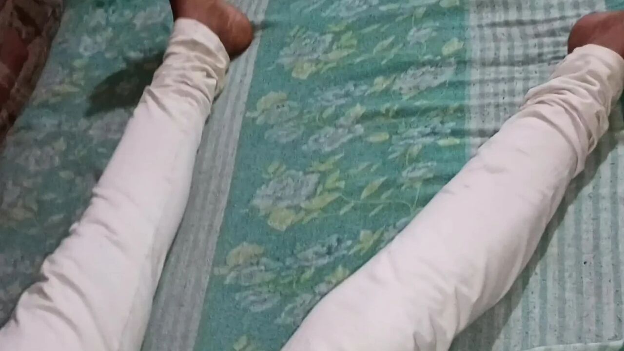 Bengali bhabhi k saat romance