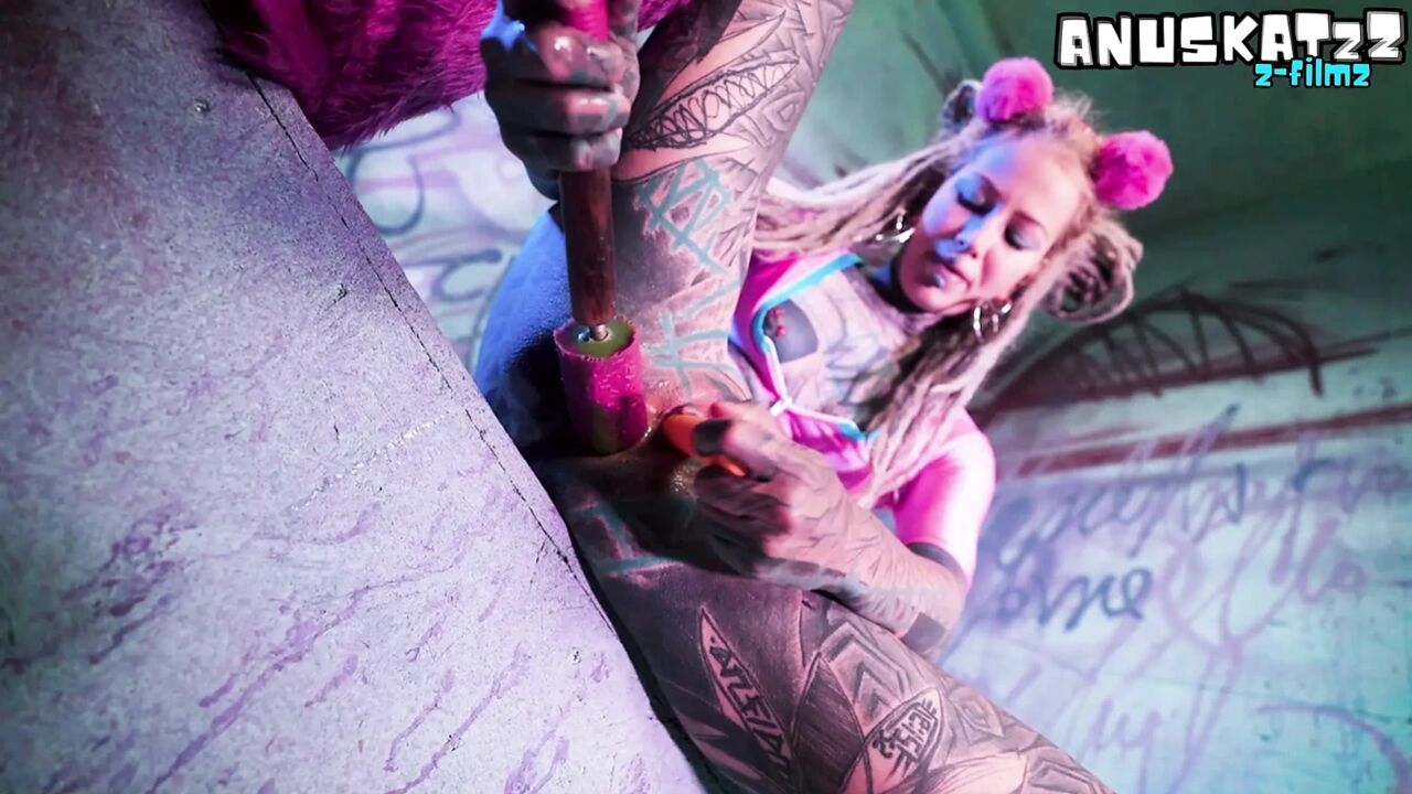 Tattoo Covered Punk Teen Shoves Huge Dildos in Both Holes – Gaping Anal Masturbation & ATM