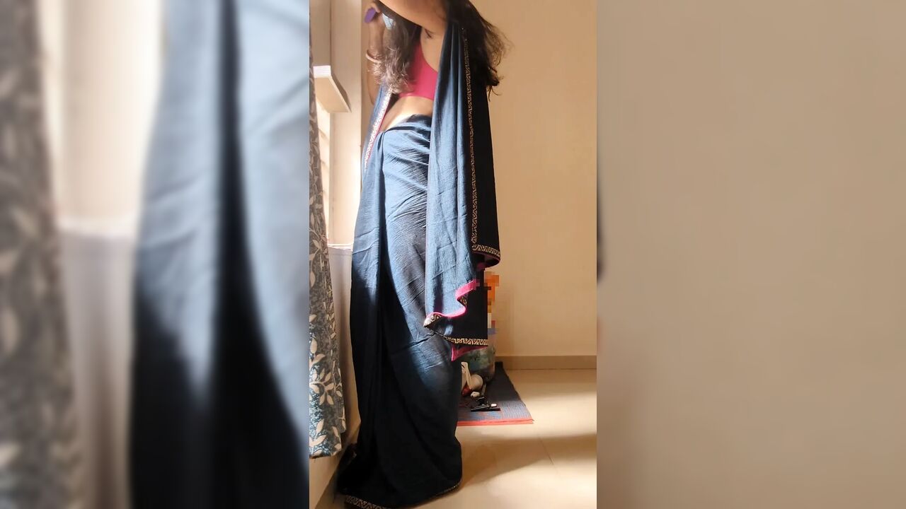 Desi Indian wife fucking hard in standing position with her husband's friend
