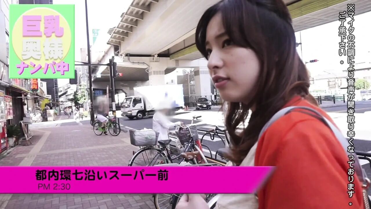 A072B01 Fair-skinned busty wife is hit by an electric massager and her reason collapses! Forgetting her husband and surrendering to pleasure