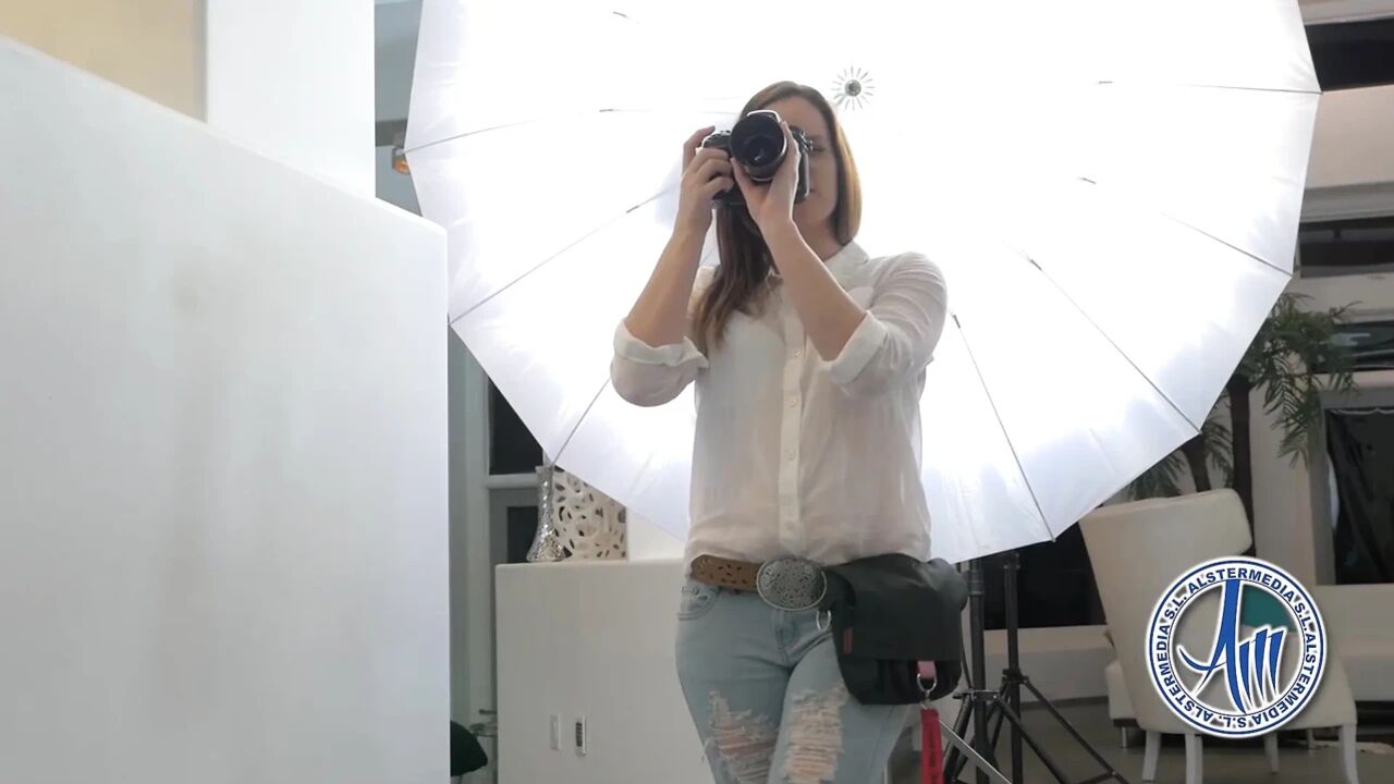 Wet Pussies and Horny Lesbians!