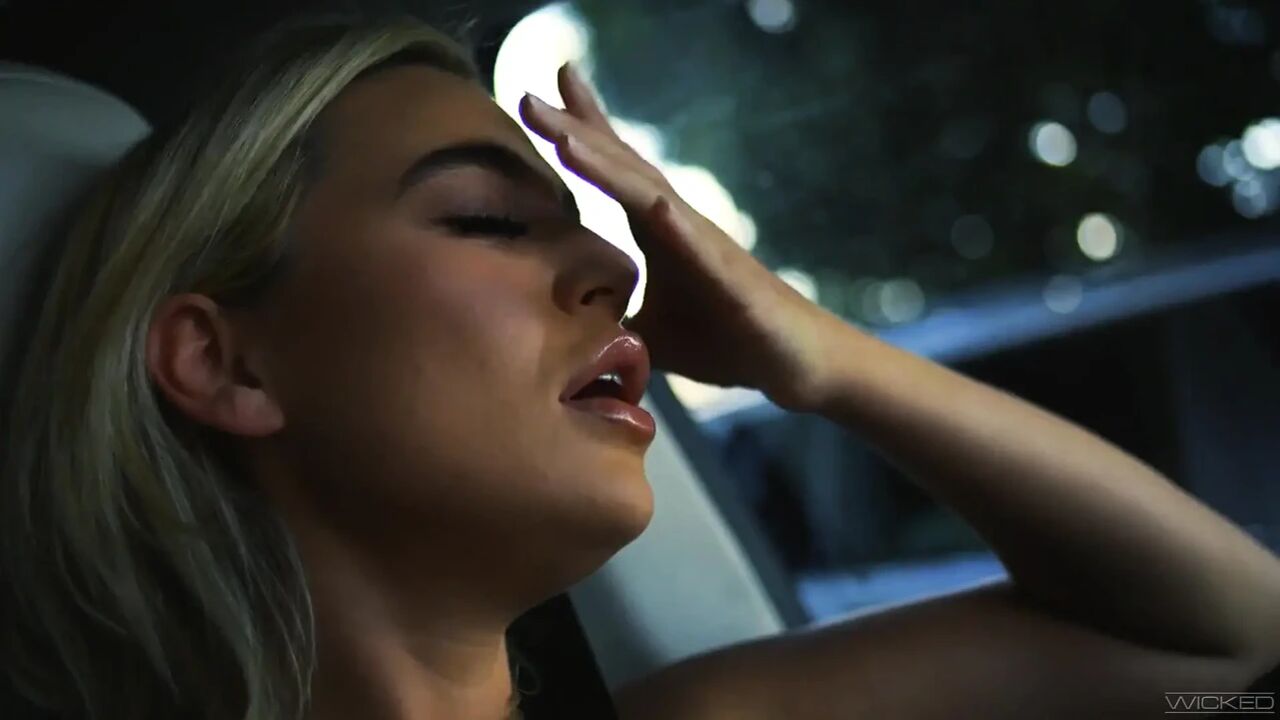 Wicked Iris Episode 1