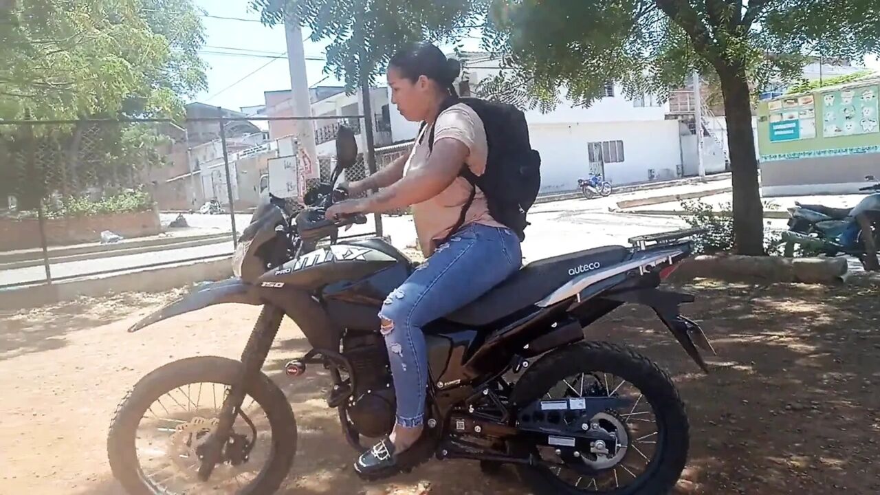 Teaching Latina How to Drive and Then Fucking Her