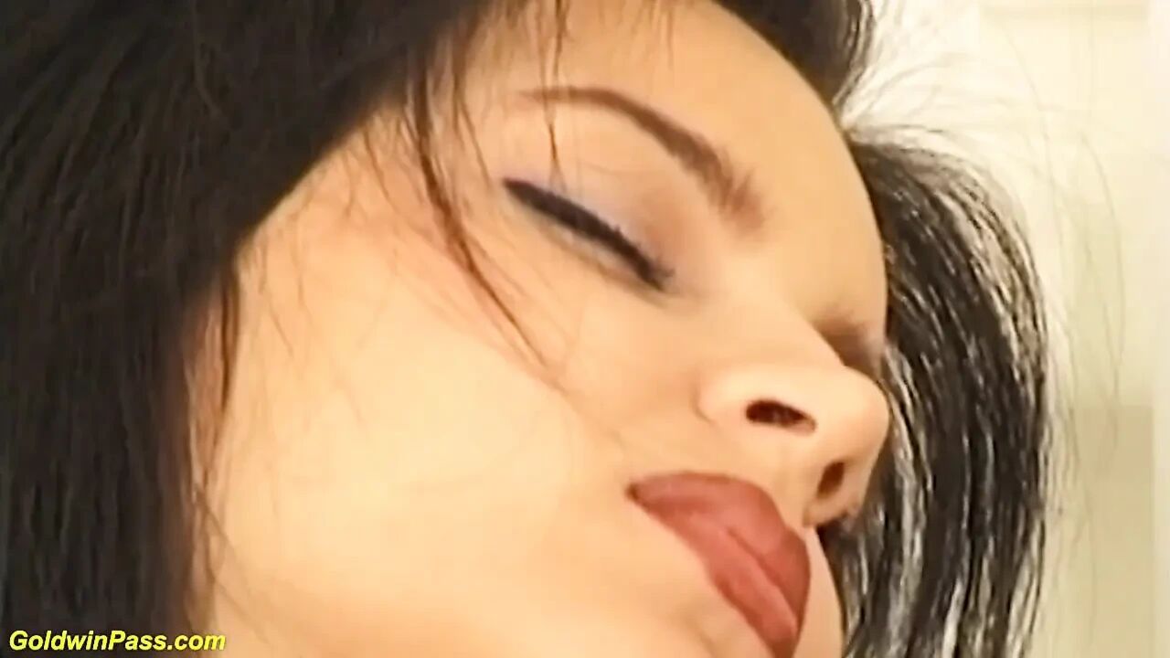 My stepsister shaved her hairy cunt