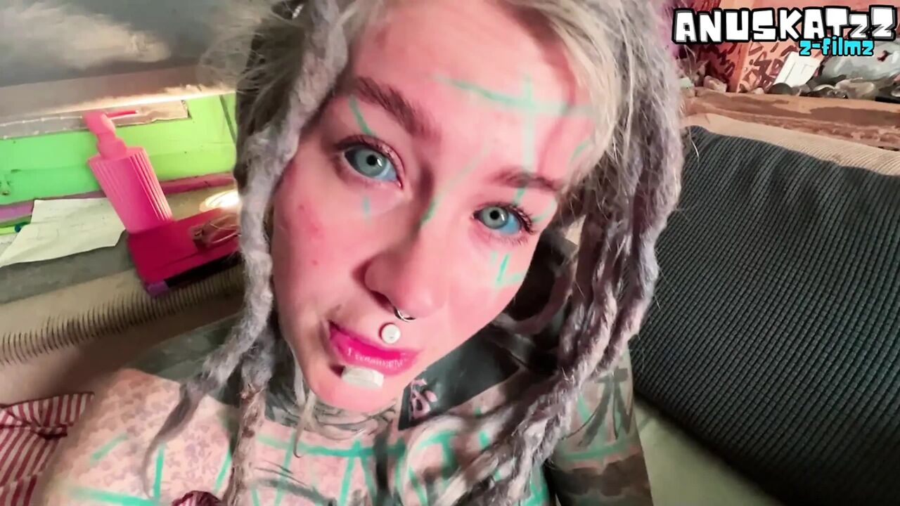 Private home fuck with sloppy BJ and creampie