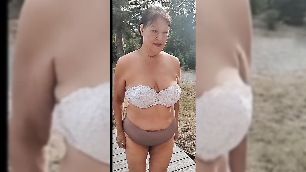 Enjoying Moving My Bare Butt