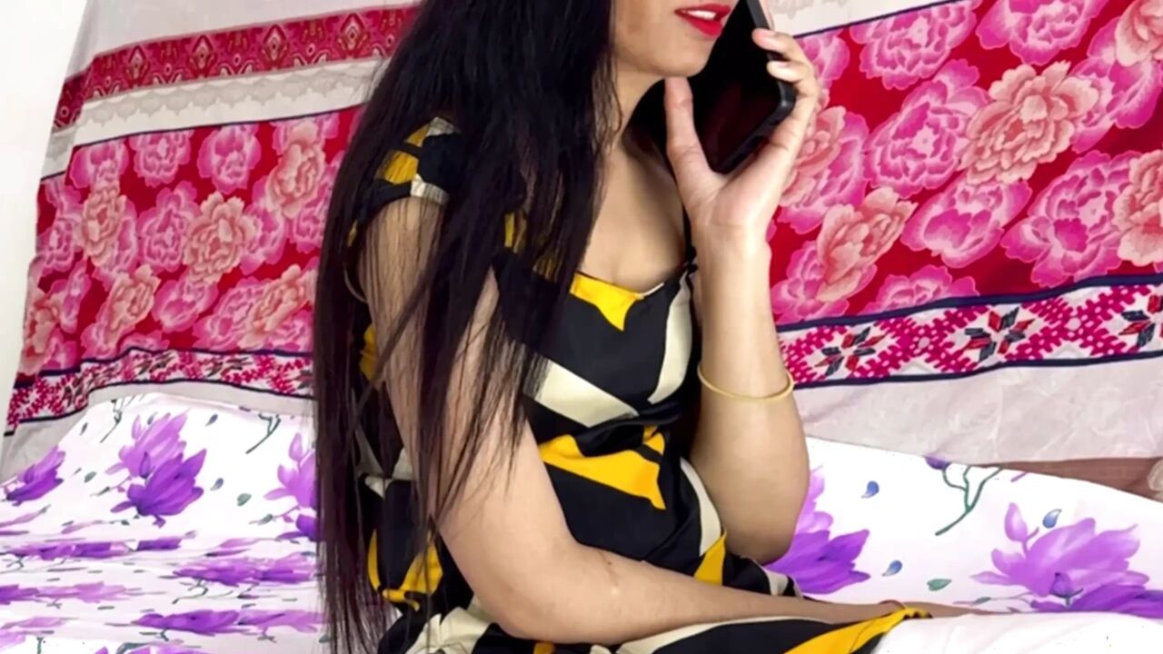 Bhabhi Was Feeling Lonely, so She Called the Neighbor Over.