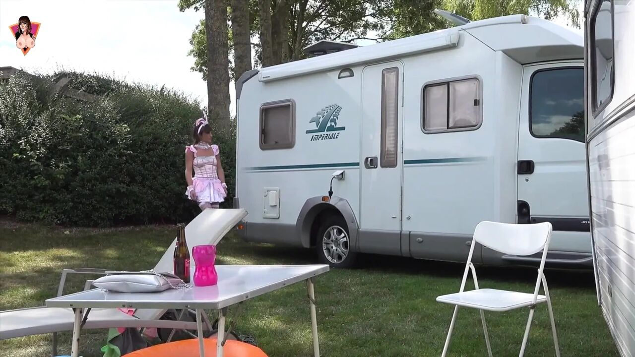 Belgiums Filthiest Campsite: an outdoor threesome
