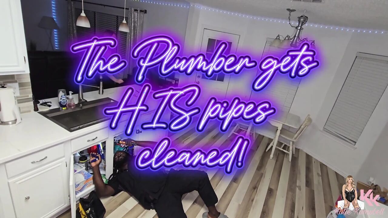 MILF Gets Her Pipes Cleaned by BBC Plumber