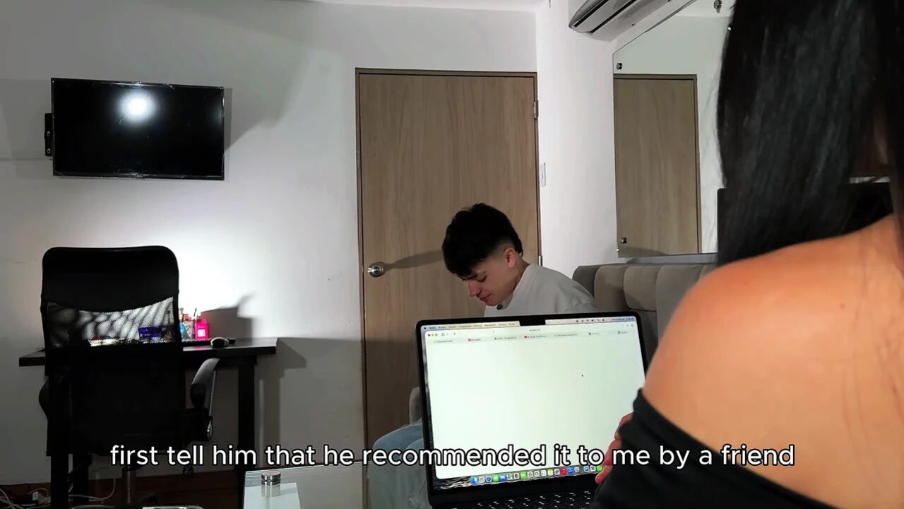 Sex Psychologist Consultation Became HARDCORE in Her Office - I Wanted Me to Cum Inside!