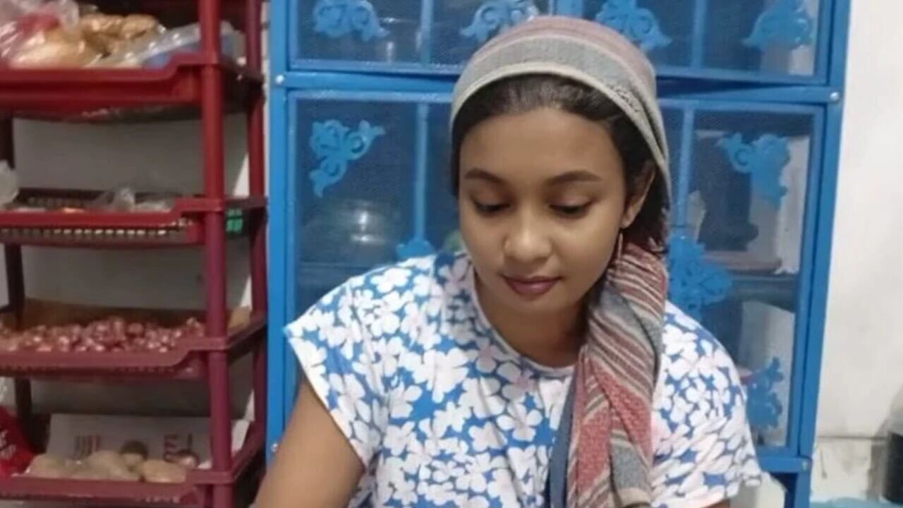 Nilima chowdhury cheating on husbands real desi village grill play home and fuckings on boyfriends