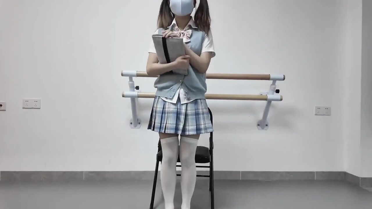 Hs021-an Asian Girl in School Uniform Was Disciplined