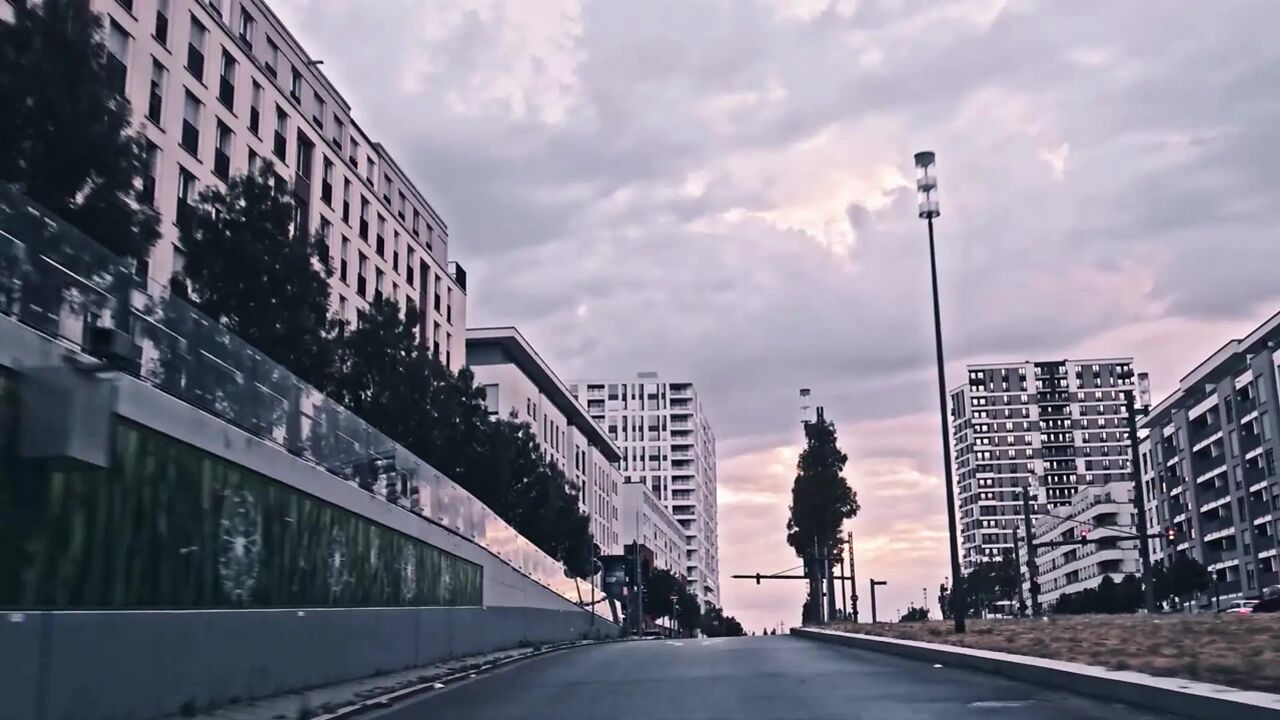 Blonde Horny MILF Wants to Be Fucked and Cummed All Over