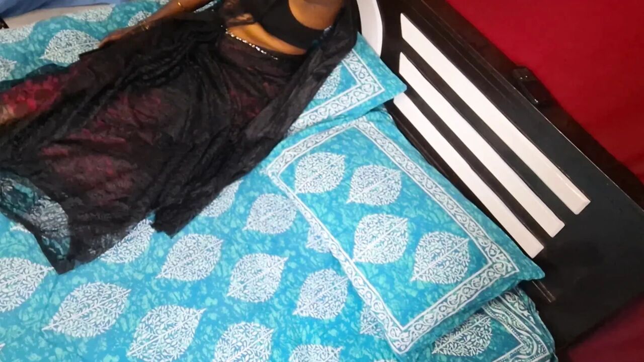 Indian Stepmom Seduces Boy for Sex Pleasure