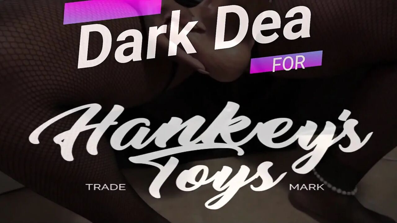 The Kinky Slut Queen "dark Dea" Fills Her Wet Pussy Enjoying with Fat "goliath Xxl"of "hankey'stoys" Part.1 -full Version on My