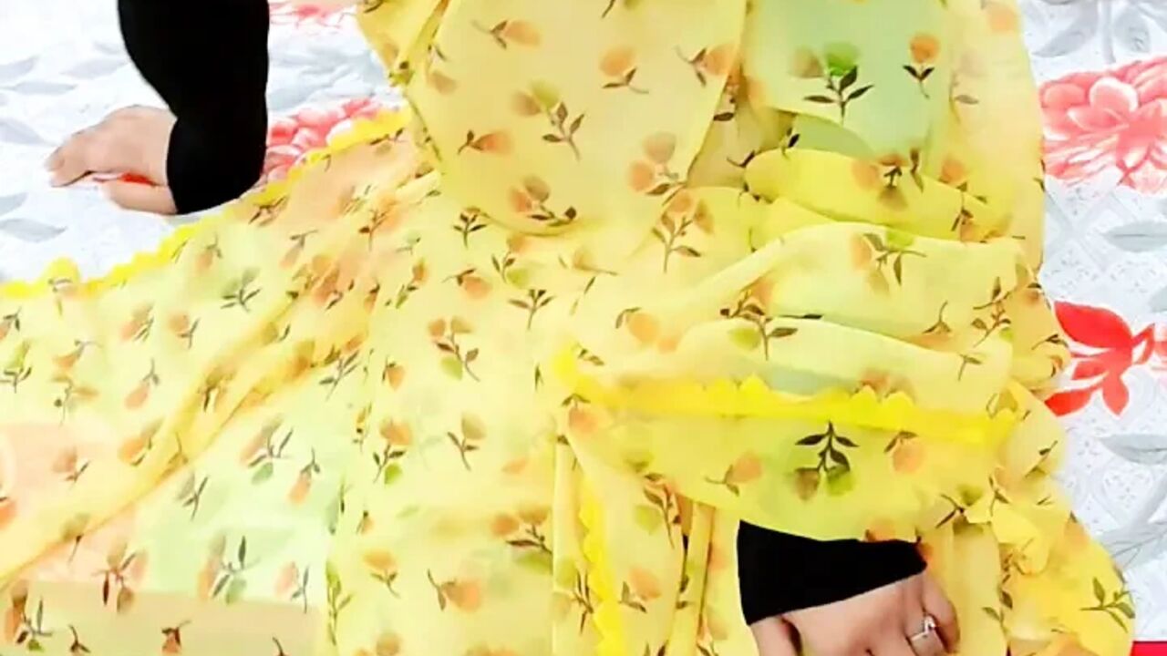 Hot and sexy desi indian wife fucked with devar when her husband was outside from home