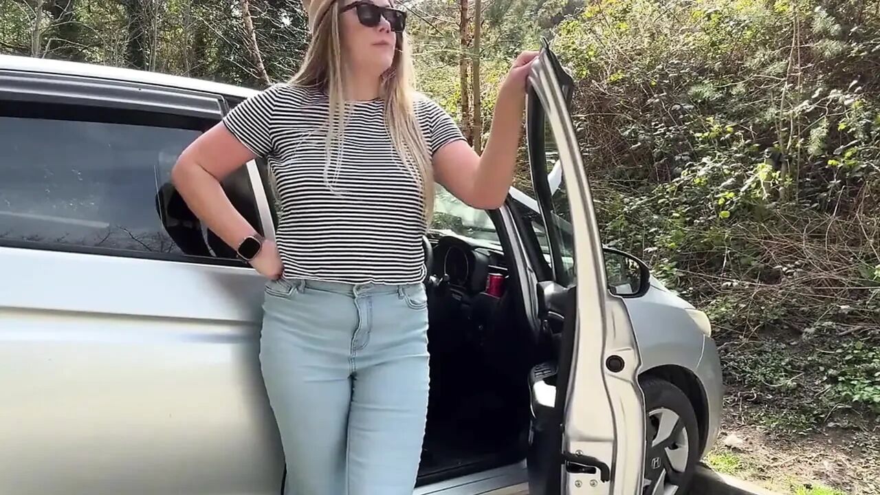 Waiting for My Friend but I Couldn't Hold It and Wet My Jeans