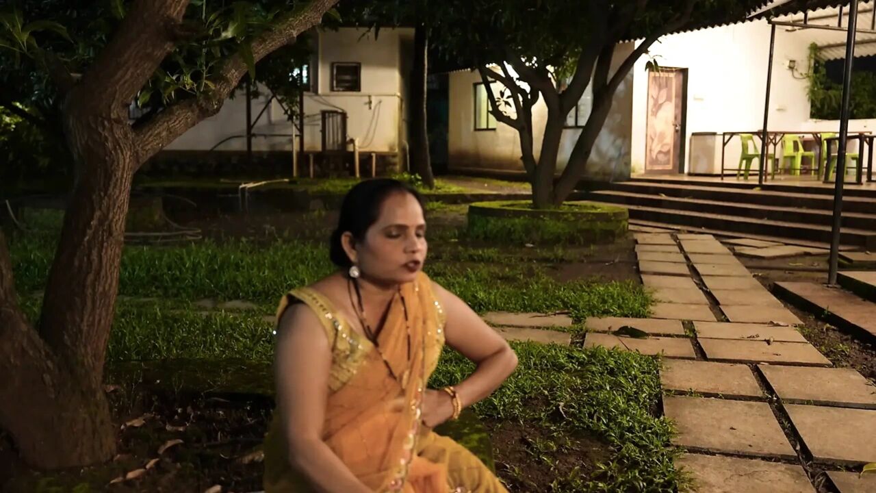 Desi Indian bhabhi hardcore sex with husband clear hinfi audio