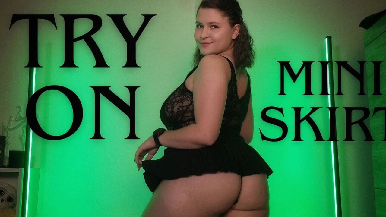 Mini Skirt Haul on a Real Body: Student, Elegant and Sexy Black