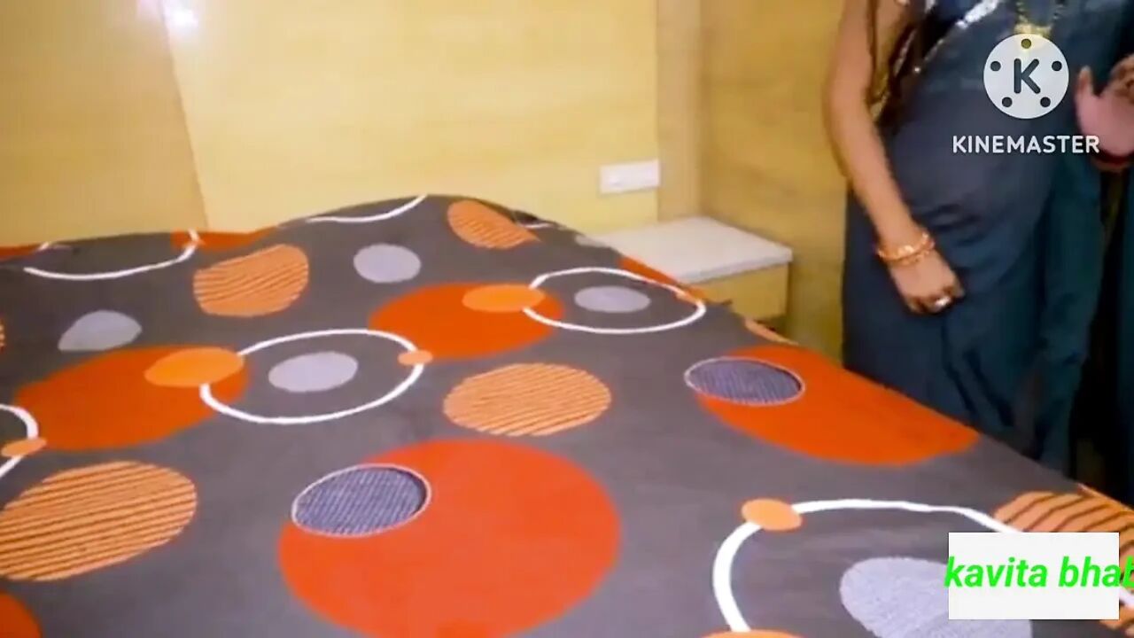 The House Owner Came to Ask for Rent, Kavita Said Spend a Night with Me