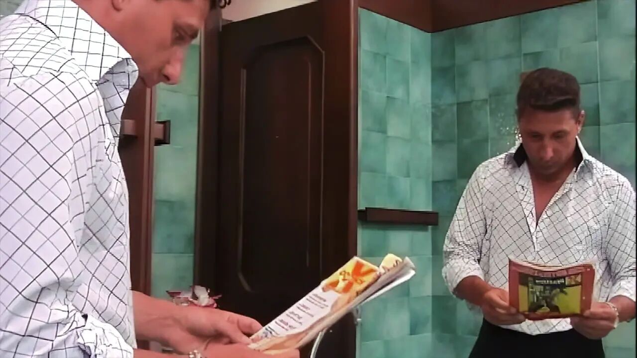 This Slut Washes the Man's Cock Well Before Taking It in the Ass