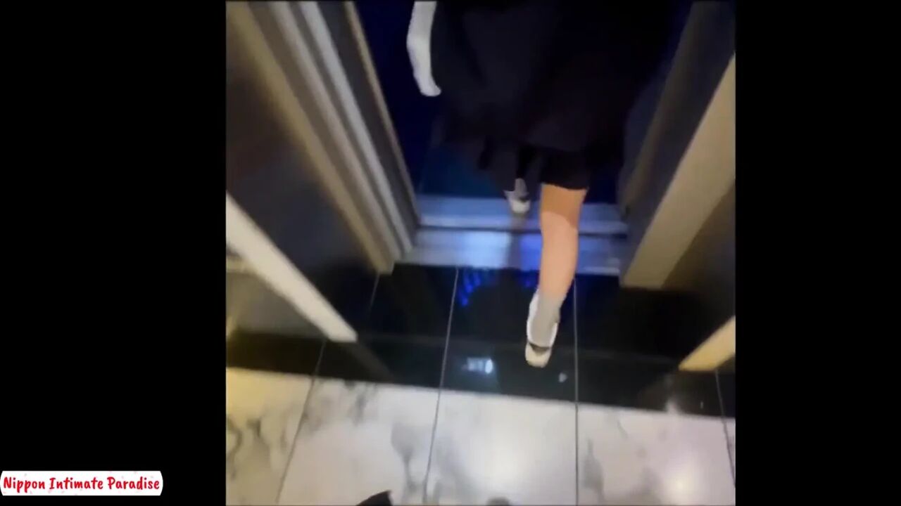 Adorable Idol Face Bunny Cosplay Charms Deeply as Excitement Rises Into a Second Round 1st