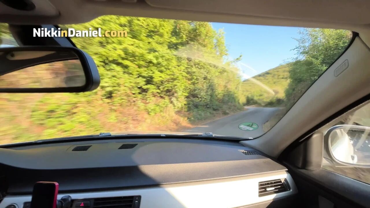 Hot Date with a Sexy Girl Ended in Wild Car Hood Sex
