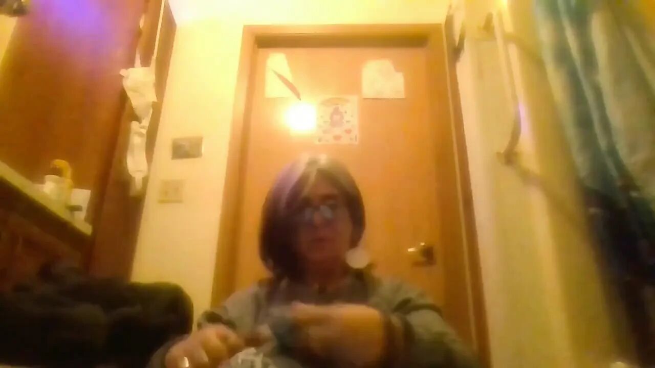 Vibing Anal Stretch