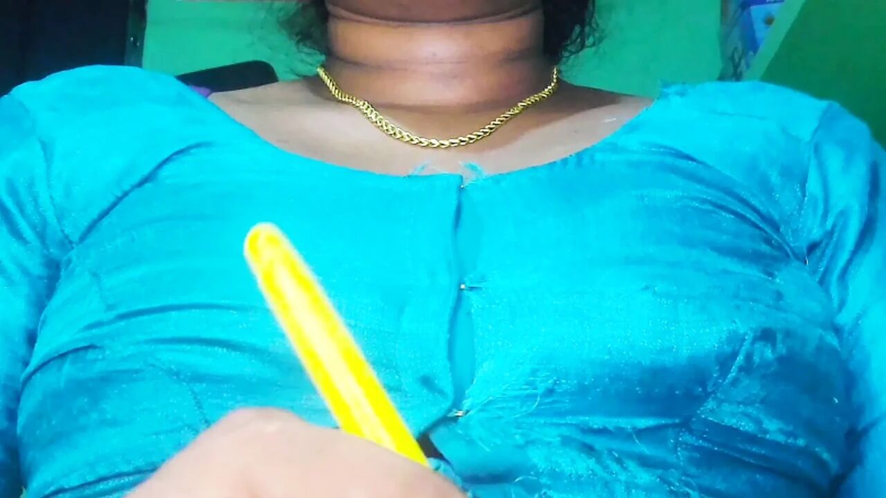 Sandra hot bhabhi Brust Scene No. 1