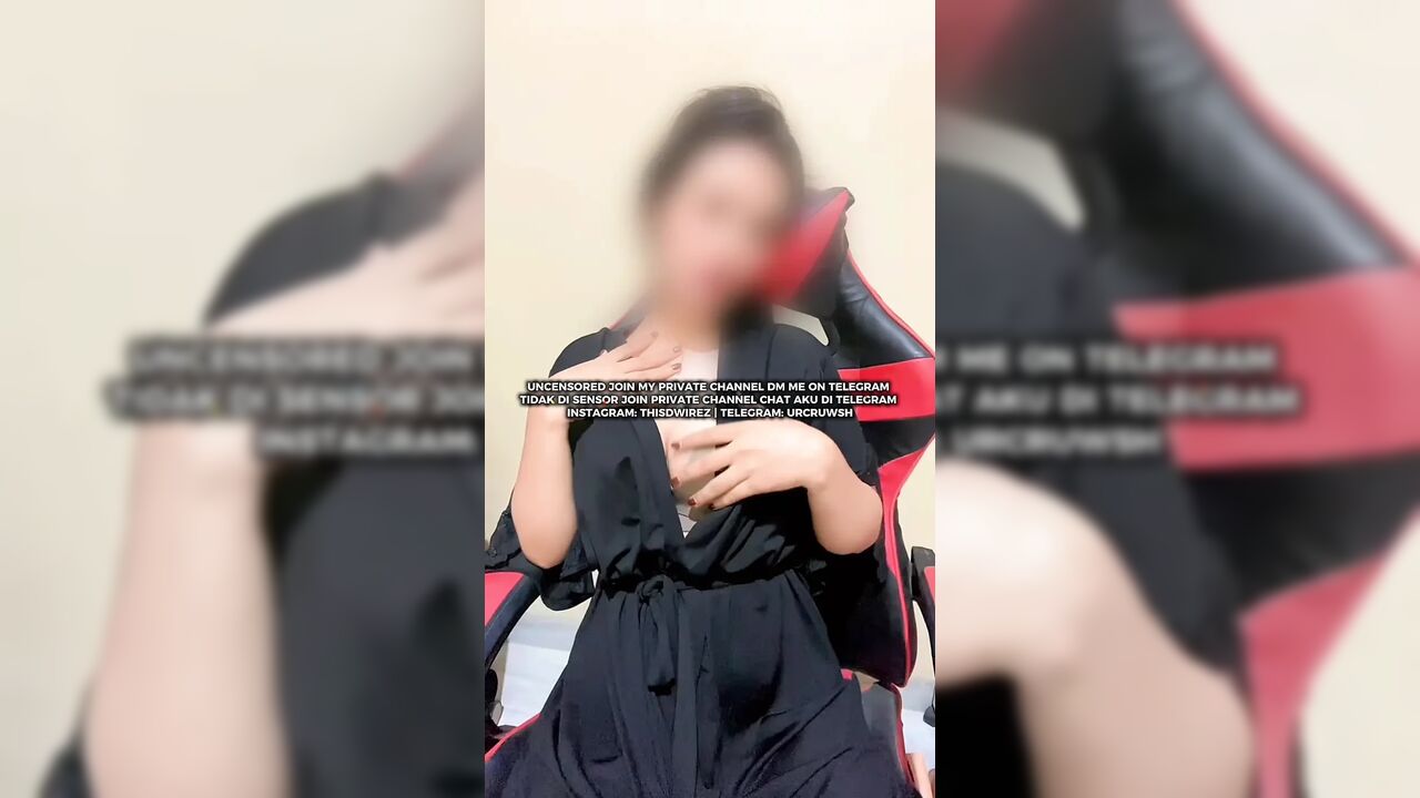 Cute Brunette Girl with Sweet Pussy Masturbates to Intense Orgasm