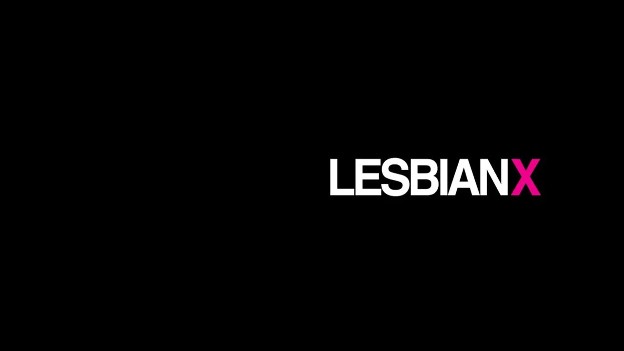 Lesbianx - Lusty Babes Vanna Bardot, Freya Parker Sensually Play