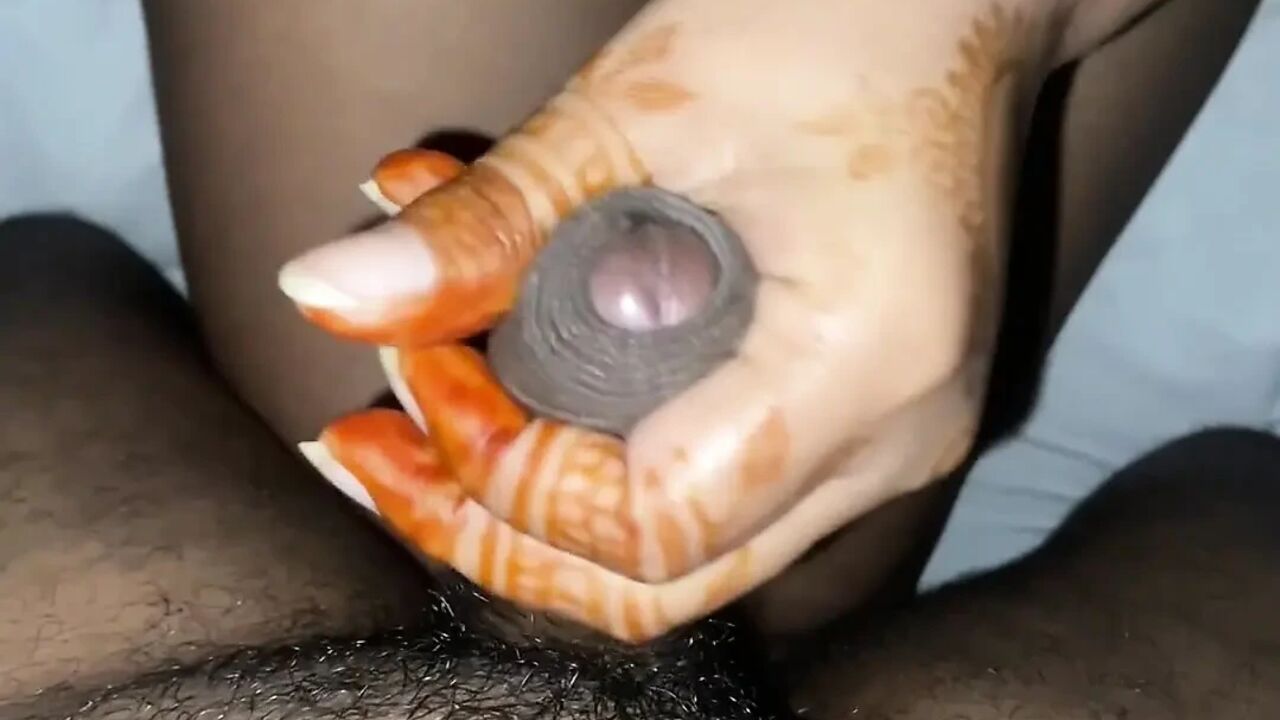 Hot tamil girl fucking with her bestie