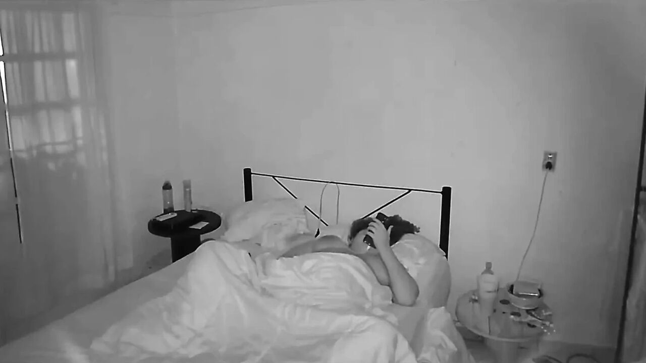 Chubby Pregnant Girlfriend Masturbates While I Spy on Her on Camera