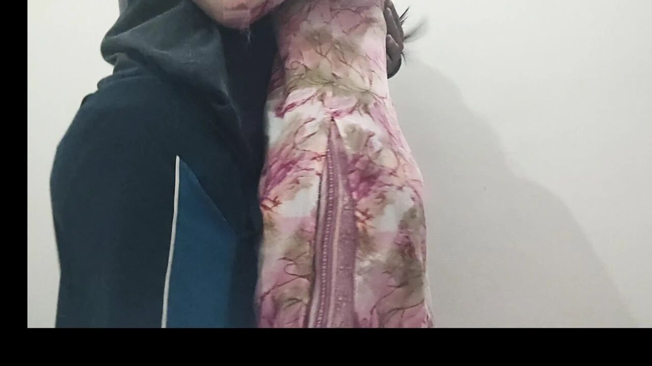 Pdos ki bhabhi ayi akele dever se milne