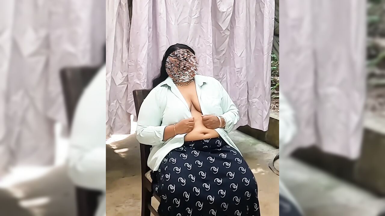 India Woman in Skirt Getting Naked