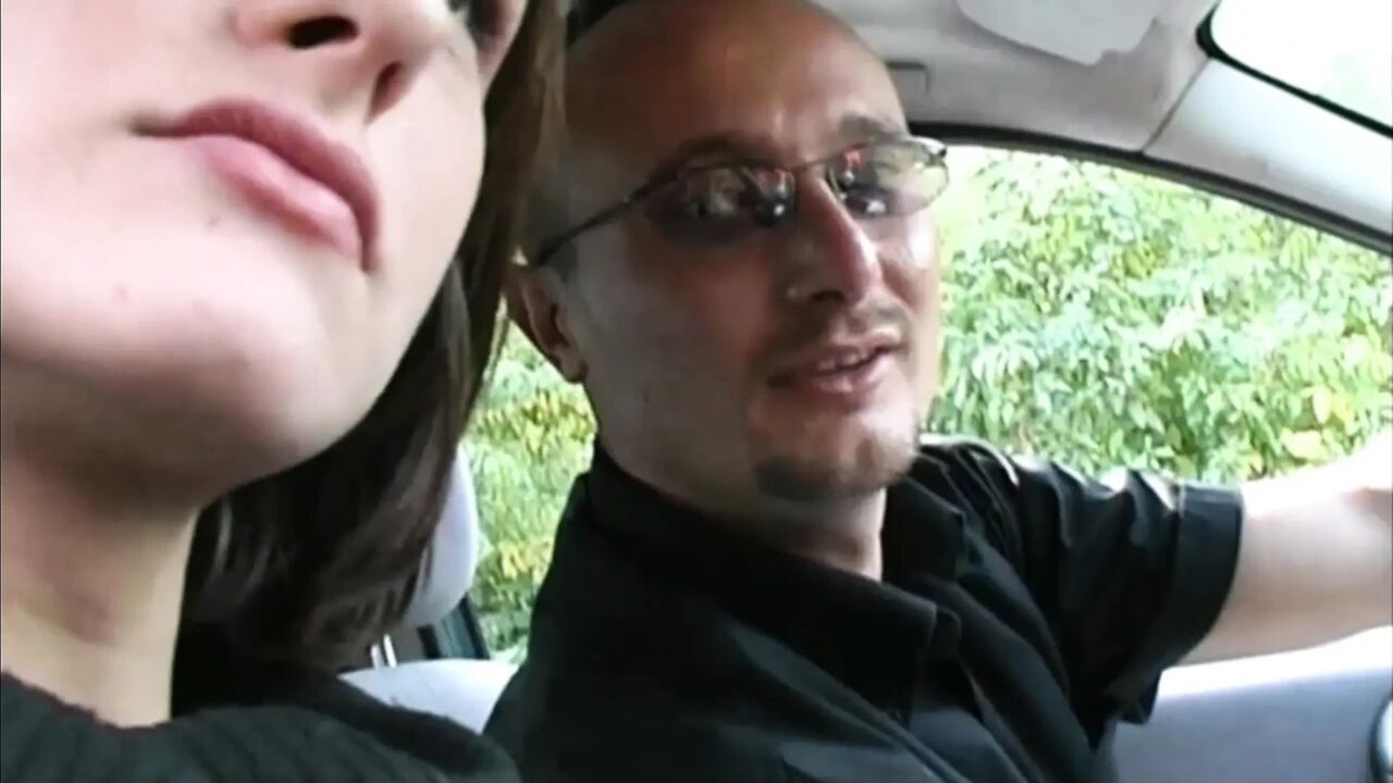 Her Boyfriend Knows She Gets Her Ass Dropped by the Anas Worker
