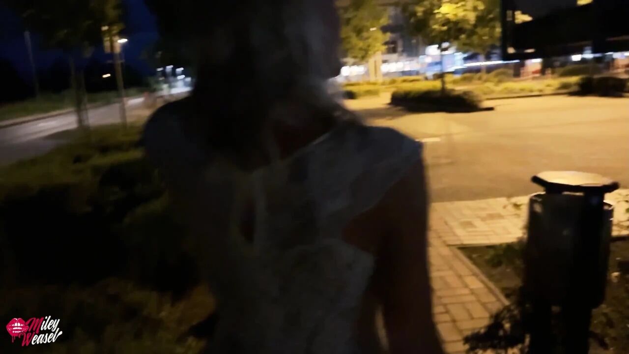 Crazy!! Blonde Babe Fucked in Public After Date!!